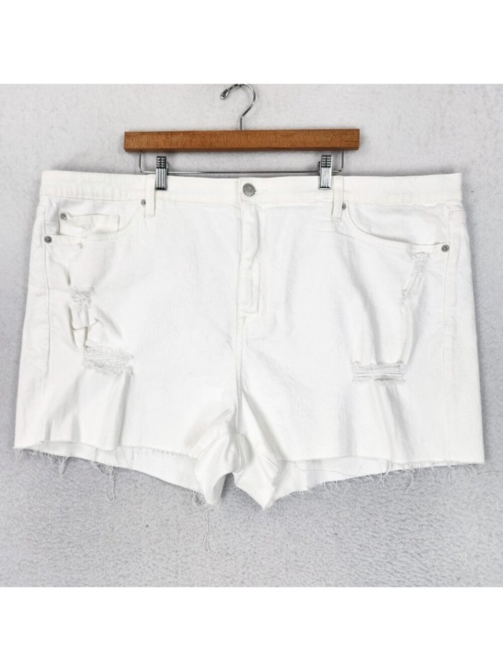 Torrid Shorts Womens 24 White High Rise Relaxed Distressed Denim Cutoff NEW
